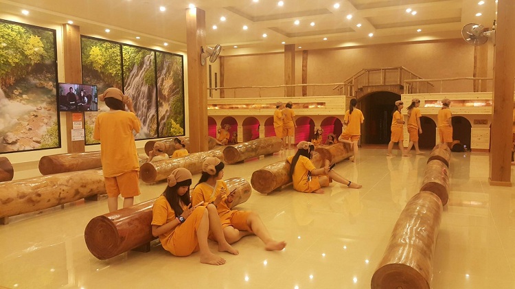 Nhà tắm hơi Hàn Quốc (Jjimjilbang): Không gian thư giãn và xã hội