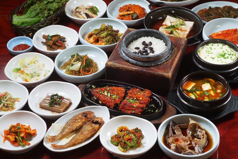 Banchan (반찬)